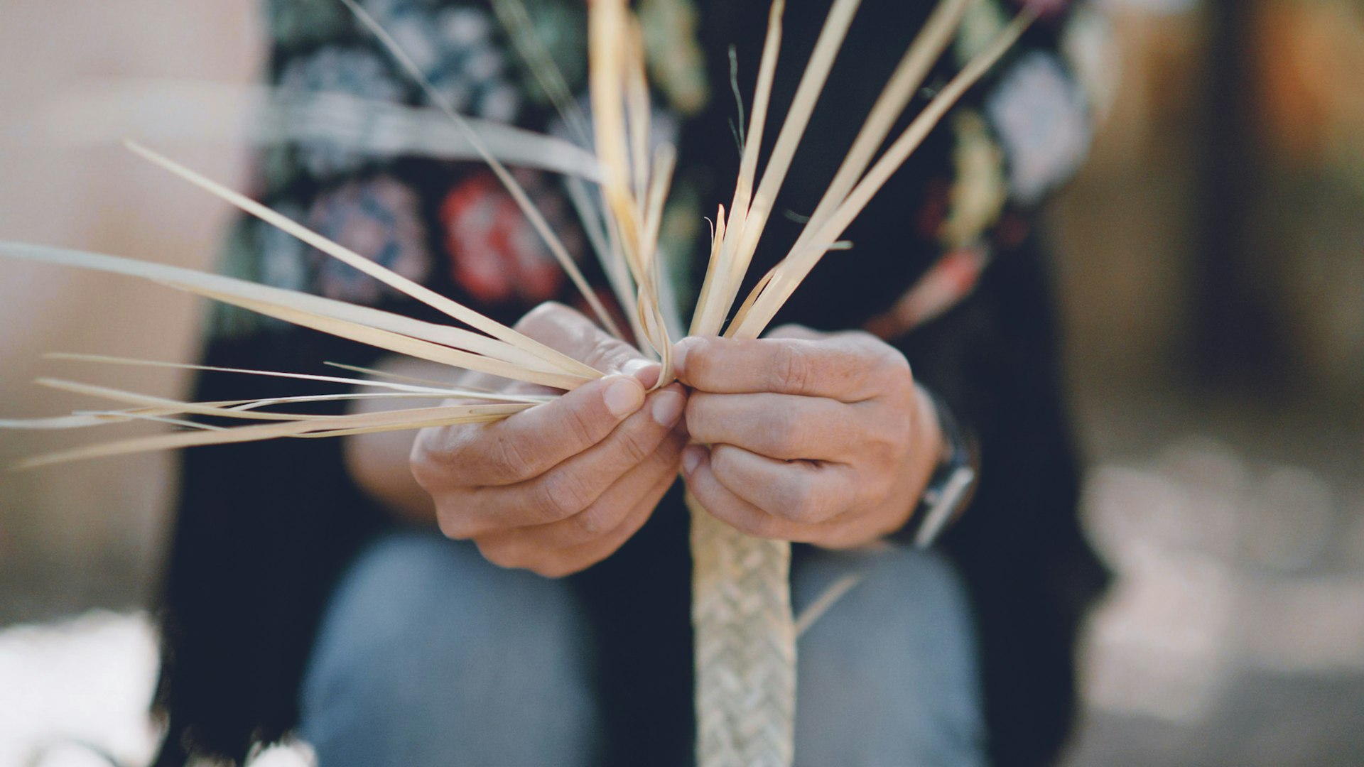 Learn The Art of Llata (Palm Braiding) with Araceli Antonella in