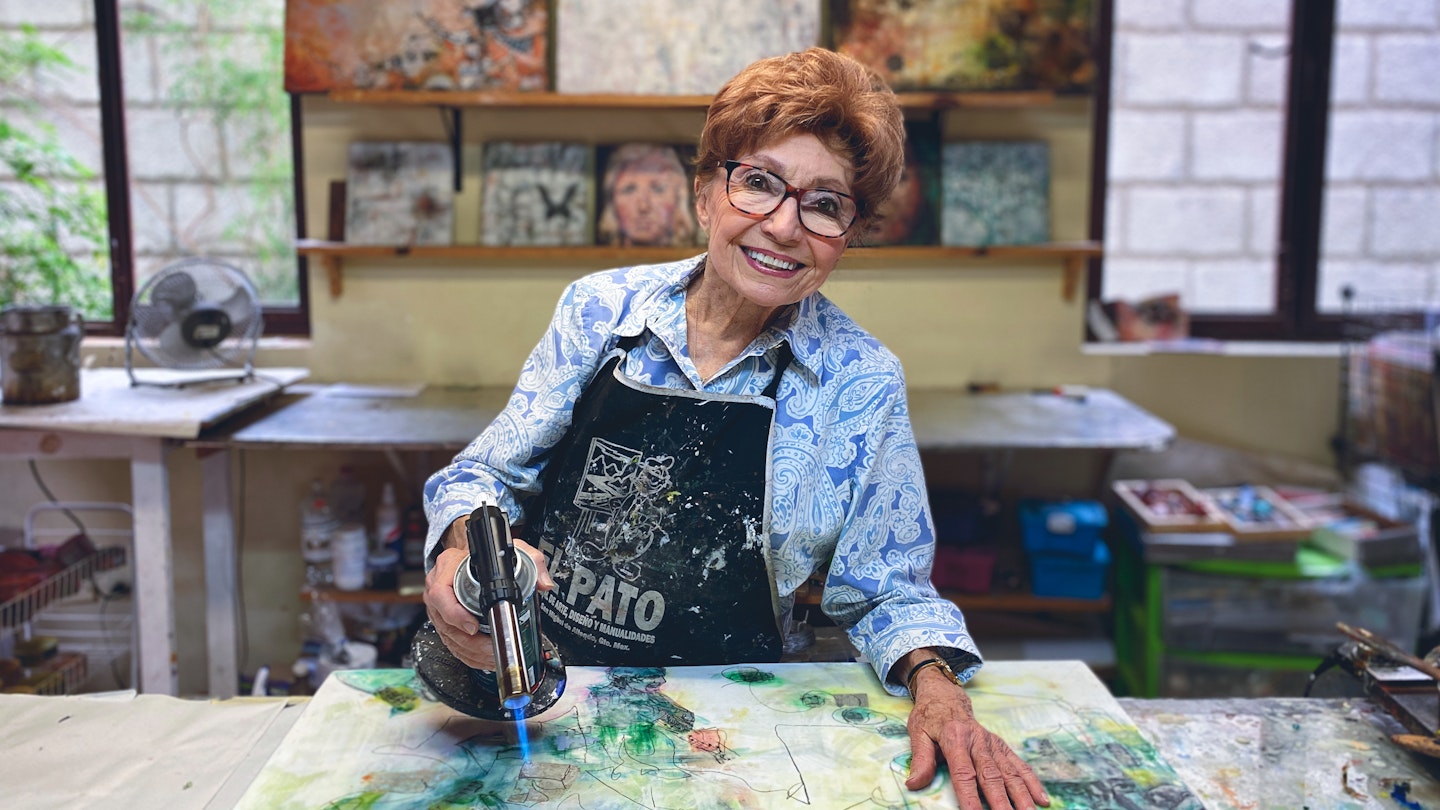 Learn Encaustic Painting with Ezshwan in Mexico