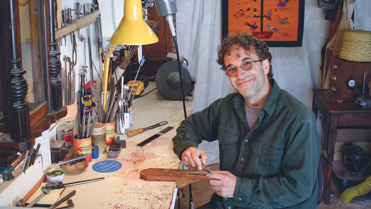 Sculptural Jewelry and Metalsmithing with Jesse
