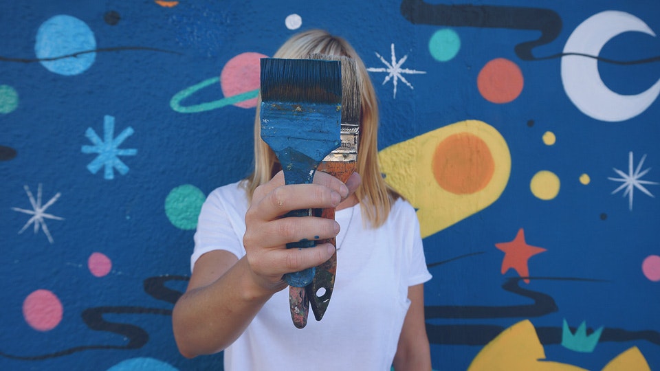 Make your own hand-painted artwork on the streets of Buenos Aires with urban art legend Pum Pum via Vacation with an Artist #creativevacations #vawaa #streetart #urbanart #buenosaires #slowtravel #wallmurals #creativity #argentina