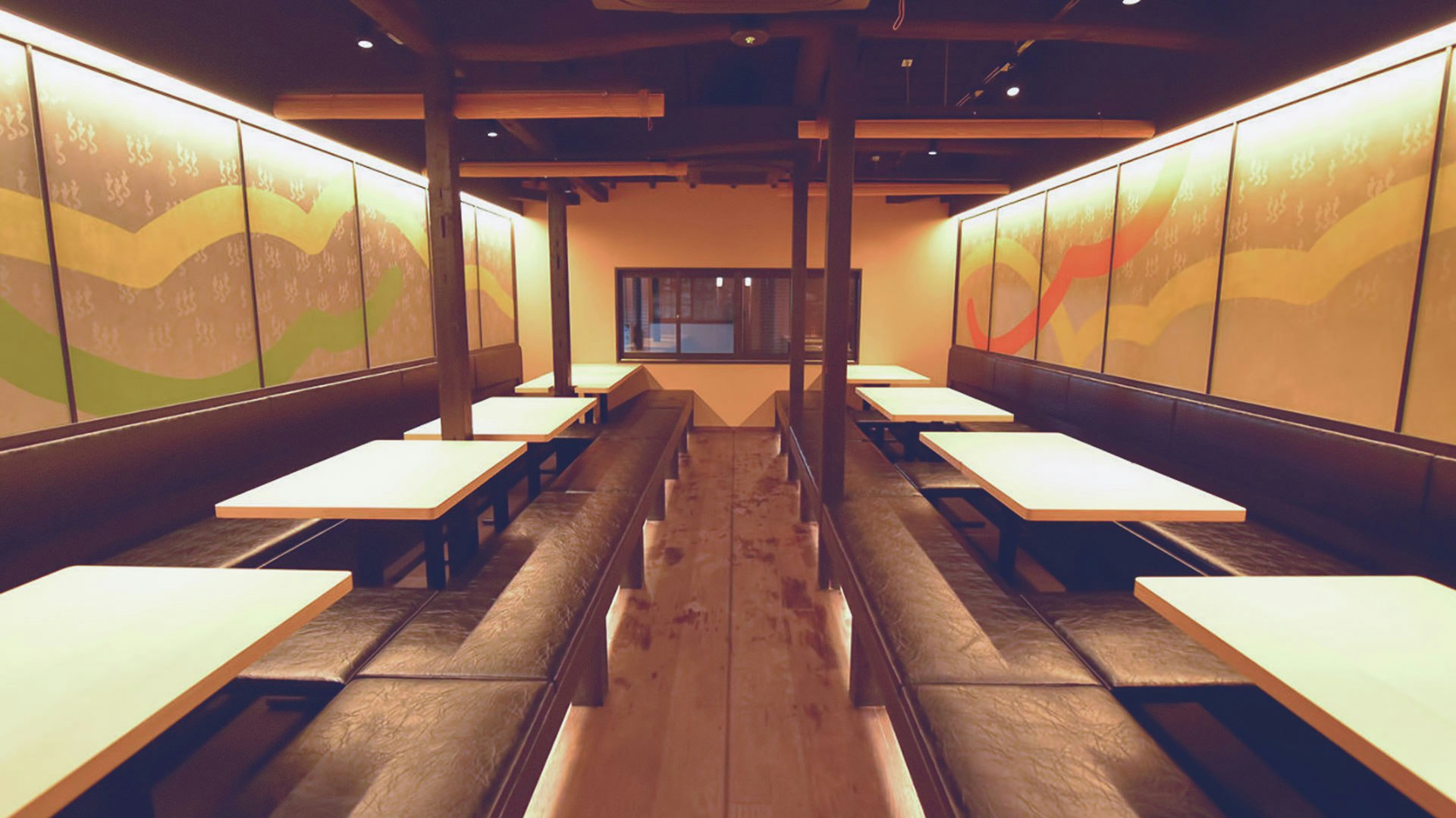 Japanese Restaurant Interior Design Featuring Panels Dressed in Decorative Paper Made with Karakami Printmaking Techniques. Learn how to print your own custom paper to use in interior decor #creativevacation #vawaa #japan #printmaking #printmakingtechniques #decorativepaper #papercrafts #homedecor #slowtravel  #howtomake #interiordesign