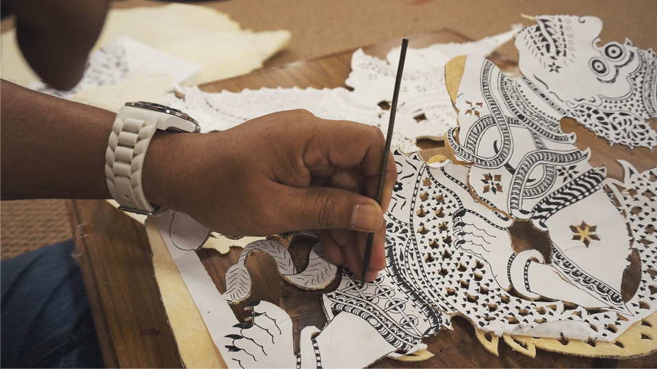 Create a handmade leather puppet with master puppeteer Mohd Jufry.