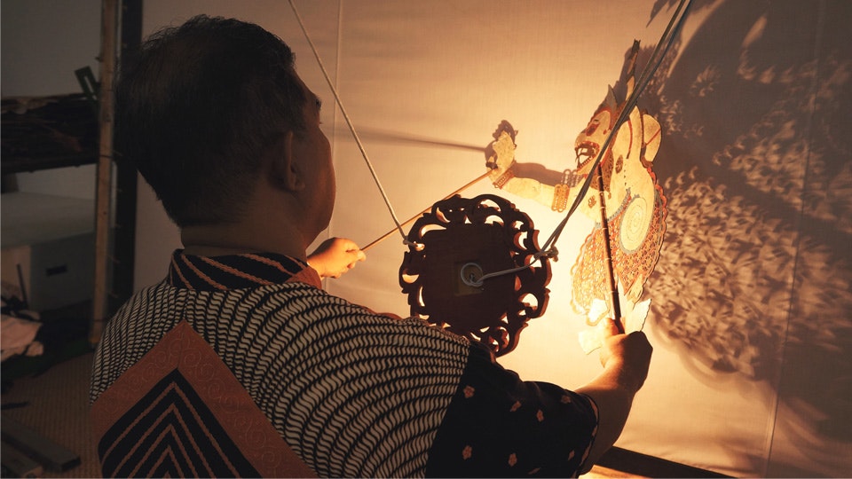 Learn about the history of Malaysian puppeteering and make your own leather puppet.