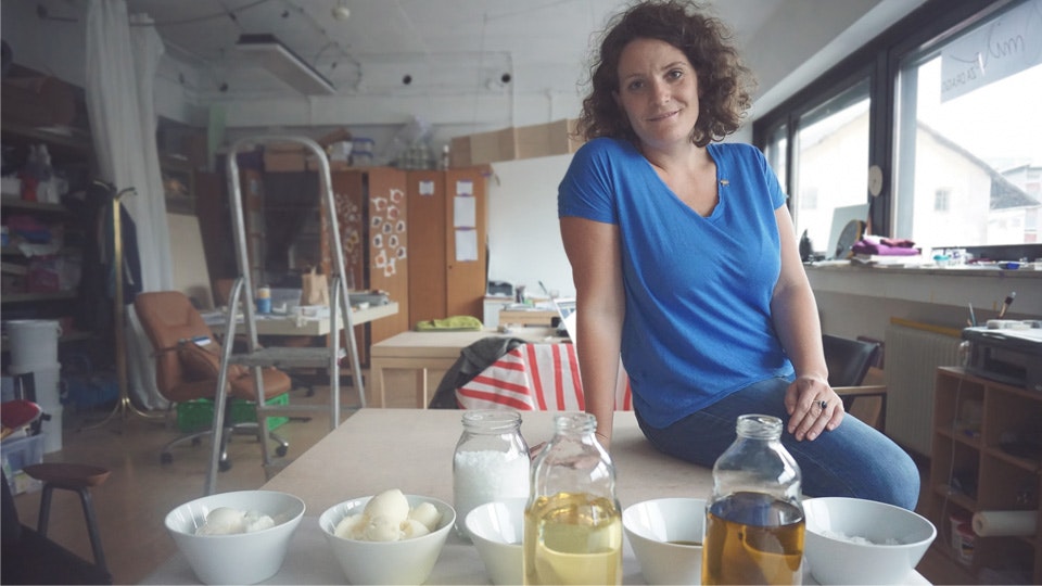 Lean salt soap making with Anja.