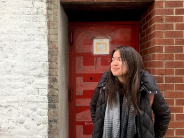 Finding peace in the face of our hyper-connected world and overworked schedules can feel impossible, out of sight. But it is impossible. Here's how our guest found peace and healing in NYC. #vawaa #travel #artist #mentalhealth #women #nyc #change #mindset