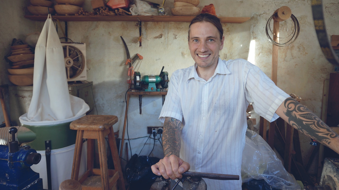 Learn woodturning with Mauricio in Uruguay.