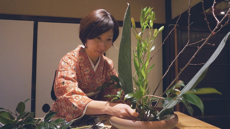 Practice and learn the art of Ikebana.