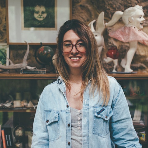 Learn paper Mache clay sculpture with Iria in Spain.