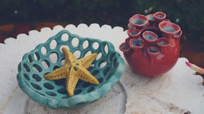 Seastars and coral inspired handmade ceramic home decor items inspired by the underwater world of Goa, India.  #creativevacation #vawaa #discovergoa #claypottery #india #ceramicsidea #claycrafts #ceramicart #travelasia #art #creativity