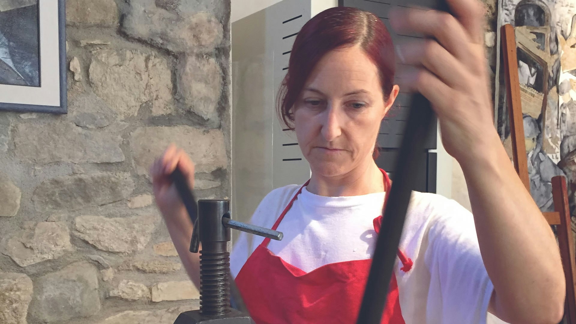 In the studio with printmaking artist Colleen in Italy | Art & Travel Experience via VAWAA - Vacation with an Artist #printmaking #decorating #italy #travel #art #artist #design #architecture #vawaa #creativevacation