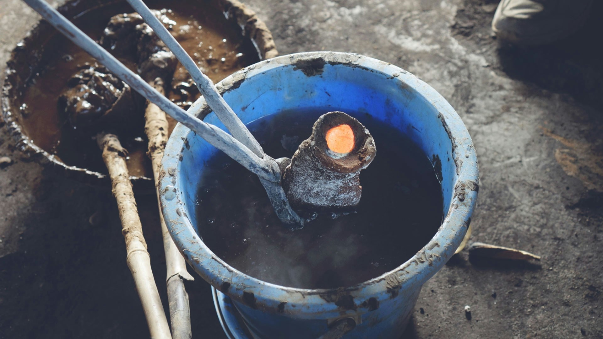 Cooling down the molten brass